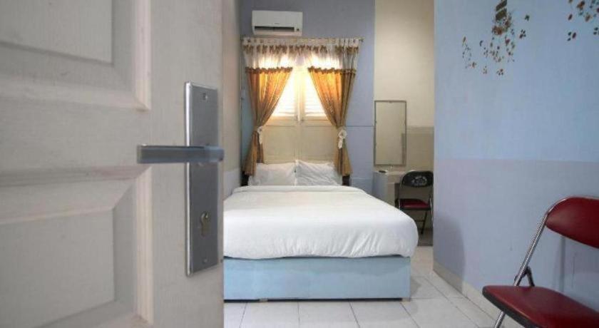 Oyo 1448 Kartini Residence Syariah Bandar Lampung Kültér fotó